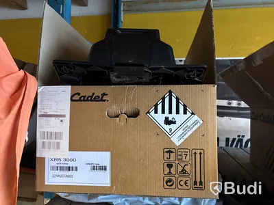 Robotgräsklippare Cub Cadet XR5 3000