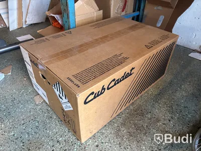 Robotgräsklippare Cub Cadet XR5 4000 - ny i kartong