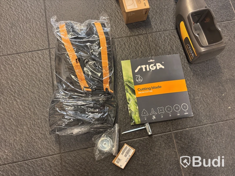 Batteridriven röjsåg Stiga SBC 700 D AE