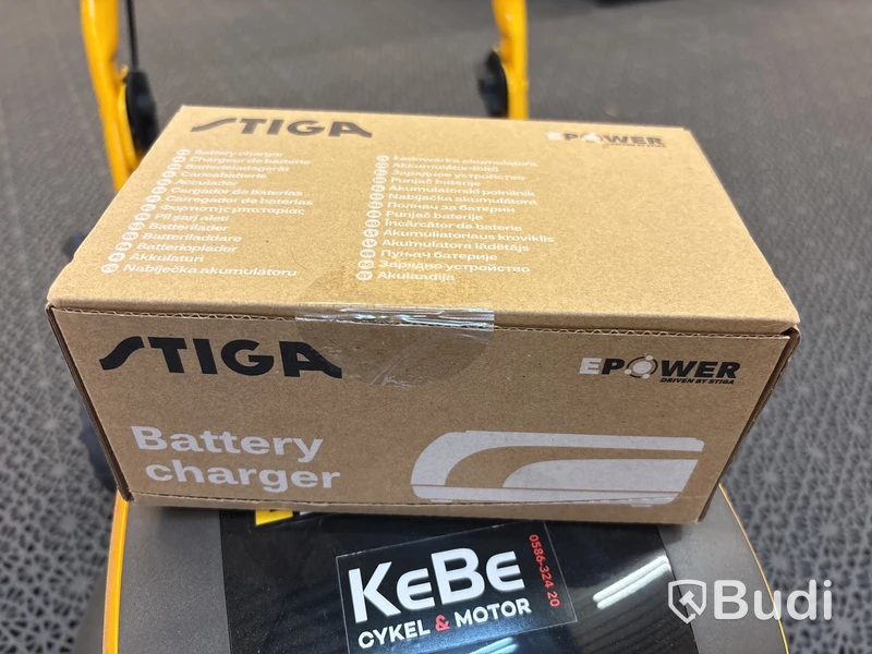 Batteridriven gräsklippare Stiga Multiclip 547e