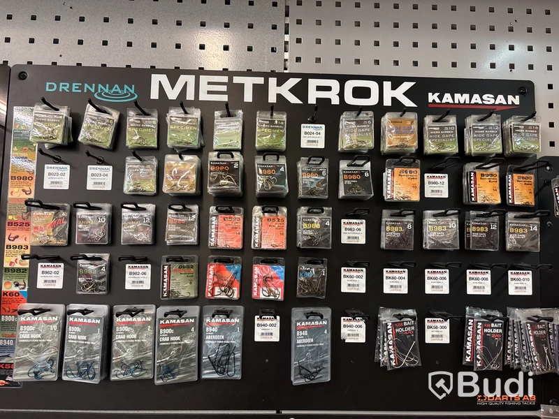 Parti fiskekrok etc. från Darts, Kamasan, BFT m. fl.