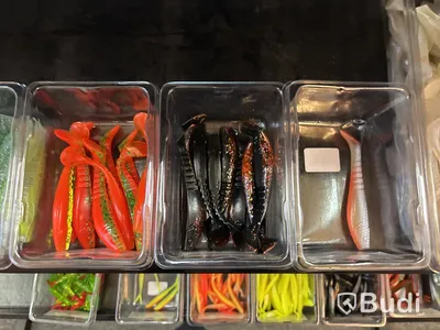 Parti gummibeten & kepsar inklusive ställ