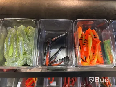 Parti gummibeten & kepsar inklusive ställ