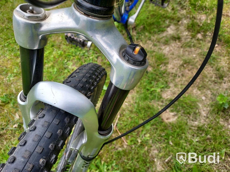 Crescent mountainbike 18 vxl m skivbroms samt fjädring fram