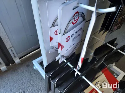 Nya cykelreserdelar/tillbehör, bromsbelägg, skärmar, pumpar osv