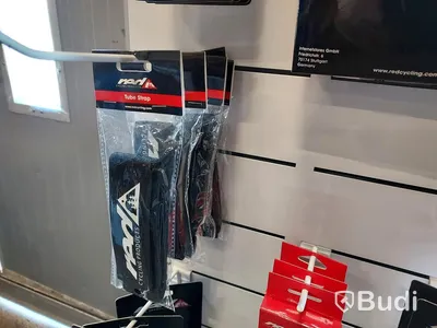 Nya cykelreserdelar/tillbehör, bromsbelägg, skärmar, pumpar osv