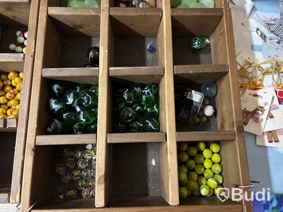 Parti leksaker, kort & utklädnad