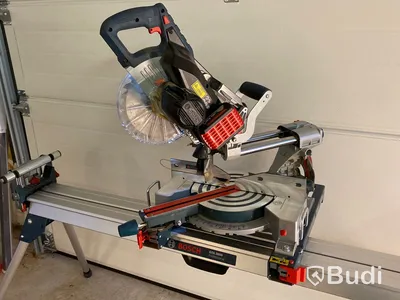 Kap/gersåg med stativ Bosch 18V