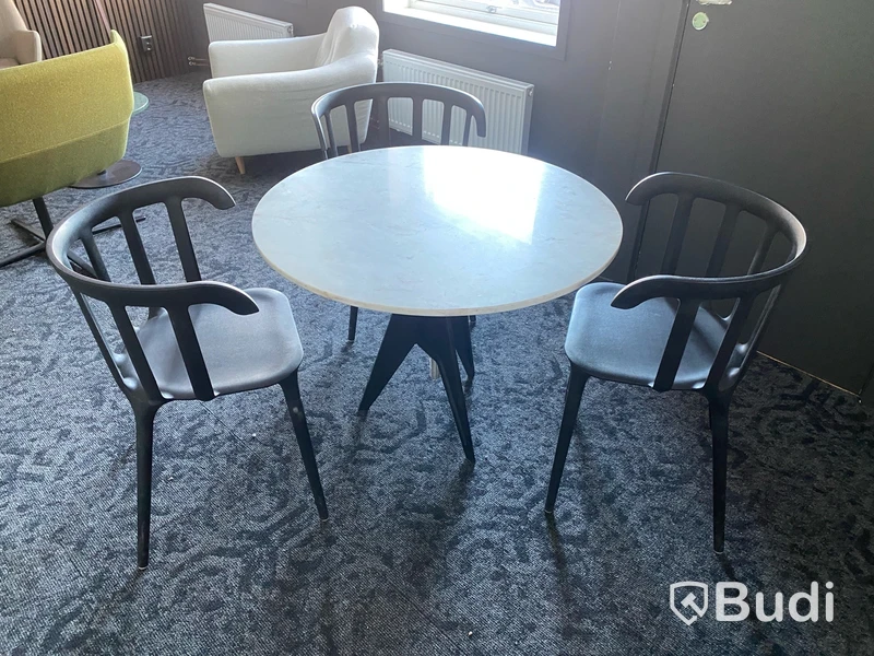 Runt bord med stenskiva & 3 stolar