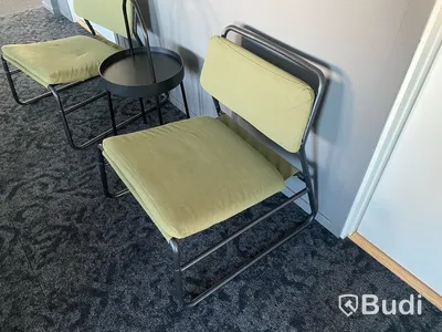 Runt bord & 2 fåtöljer