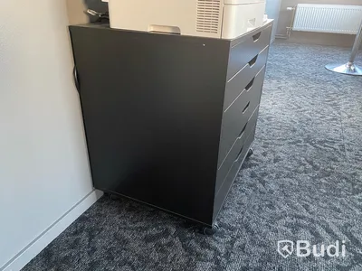 Ståbord & skrivarbord