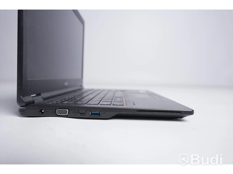 Bärbar dator laptop - Fujitsu Lifebook E5410 i5, inkl. strömsladd, mindre bruksslitage
