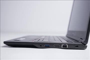 Bärbar dator laptop - Fujitsu Lifebook E5410 i5, inkl. strömsladd, mindre bruksslitage