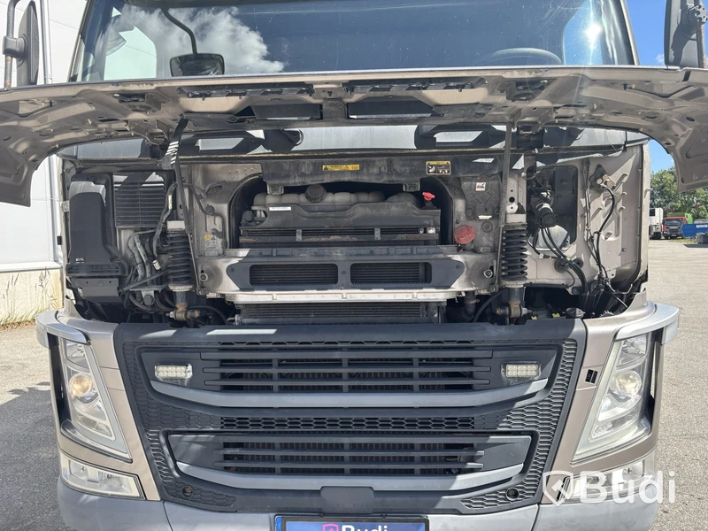 Kranbil Volvo FM 450 -2017 | HIAB | Tippbart Lämflak