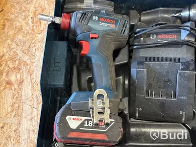 4 st batterimaskiner Bosch