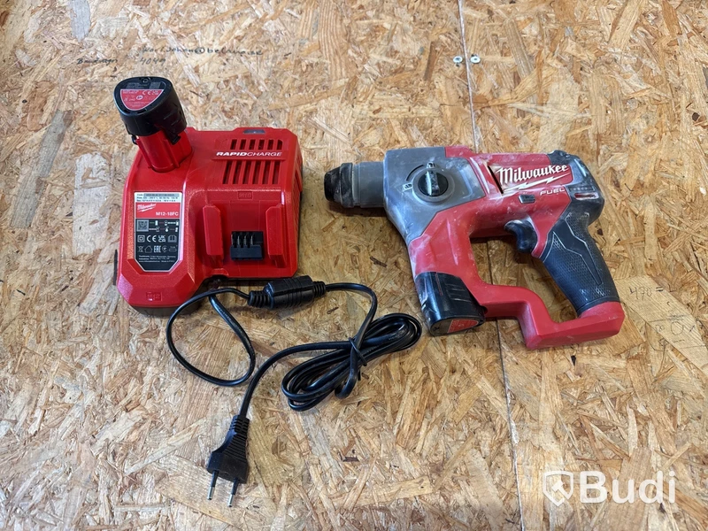 Borrhammare Milwaukee M12 CH