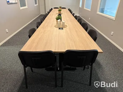 Konferensbord & 28 stolar