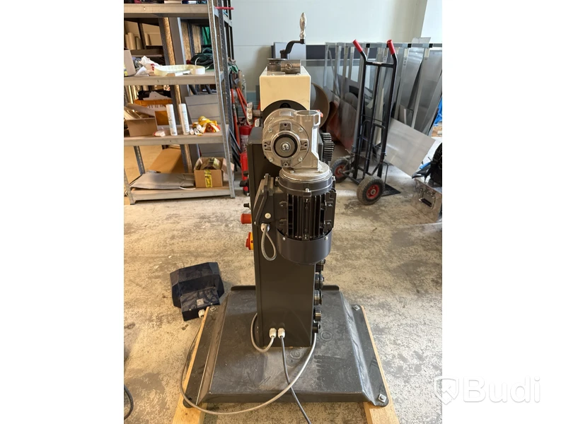 Motordriven sickmaskin Jörg 5330V | 2022