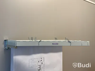 Kontorsmöblemang & monitor