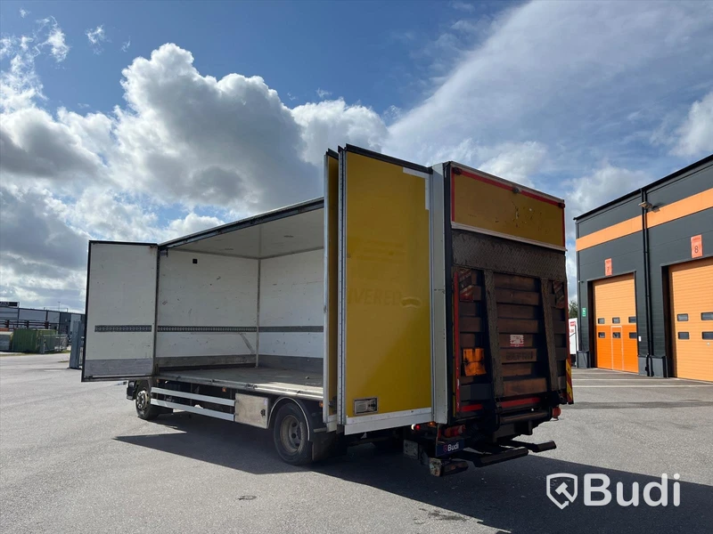 Skåpbil VOLVO FL 4X2 - 2013 Öppningsbar sida