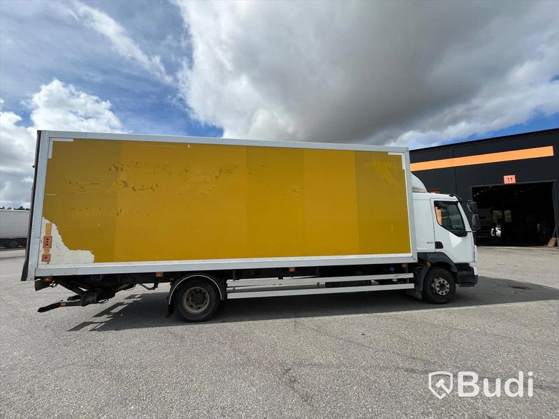 Skåpbil VOLVO FL 4X2 - 2013 Öppningsbar sida