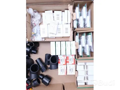 Parti med elektronikprodukter, Totalt ord. pris inkl. moms: ca 2000 kr