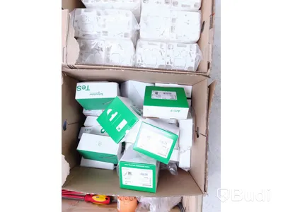 Parti med elektronikprodukter, Totalt ord. pris inkl. moms: ca 2000 kr