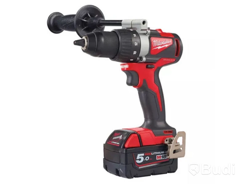 Borrskruvdragare, Milwaukee M18 BLDD2, inklusive batteri, laddare och väska.