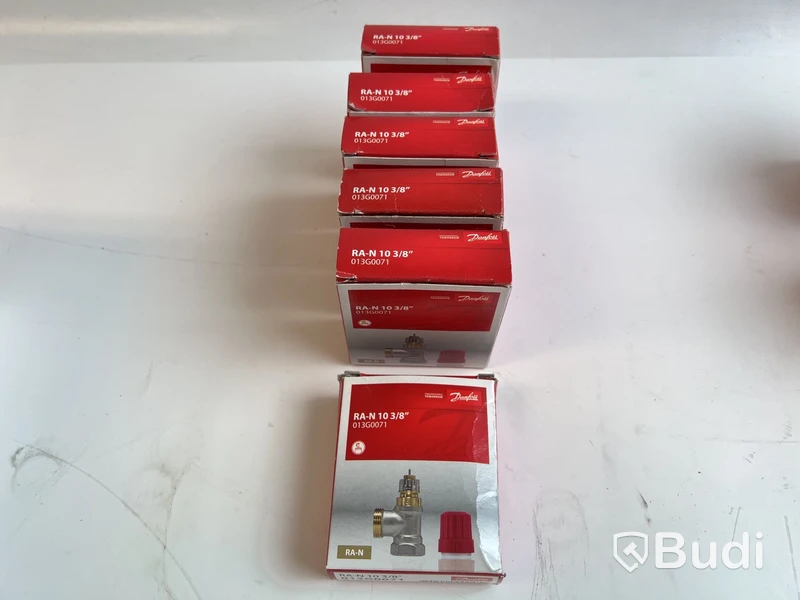 Parti med radiatortillbehör, Danfoss