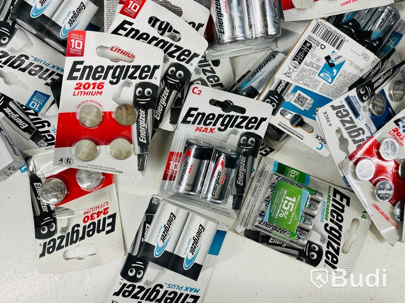 Parti med batterier Energizer Totalt pris inkl. moms ca: 3000 kr