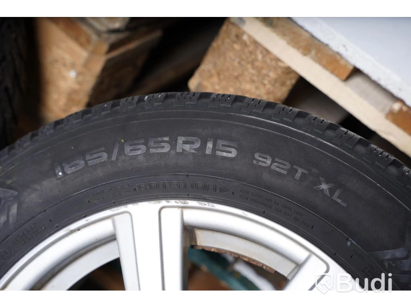 Vinterhjul dubb M+S 4 st - Hakkapeliitta 8, Nokian.