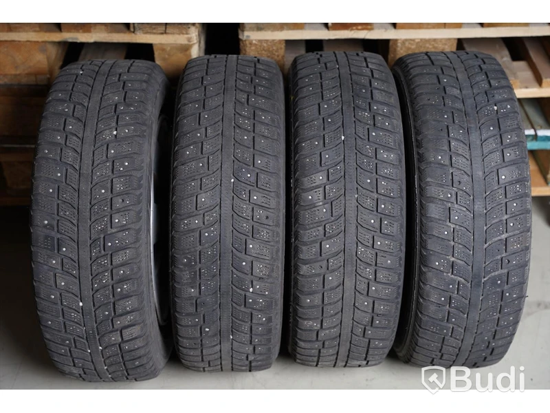 Vinterdäck dubb M+S 4 st. - Bridgestone Noranza.