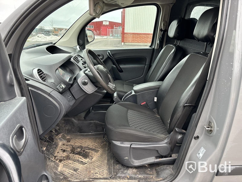 Skåpbil Renault Kangoo Maxi | 18505 mil | 2015
