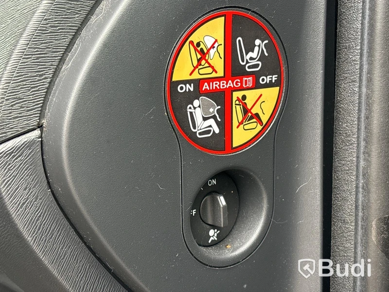 Skåpbil Renault Kangoo Maxi | 18505 mil | 2015
