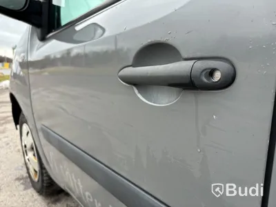 Skåpbil Renault Kangoo Maxi | 18505 mil | 2015