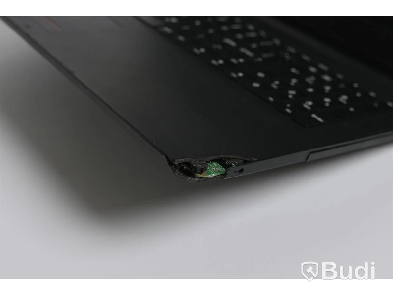 Lenovo V110 OBS! saknar laddare