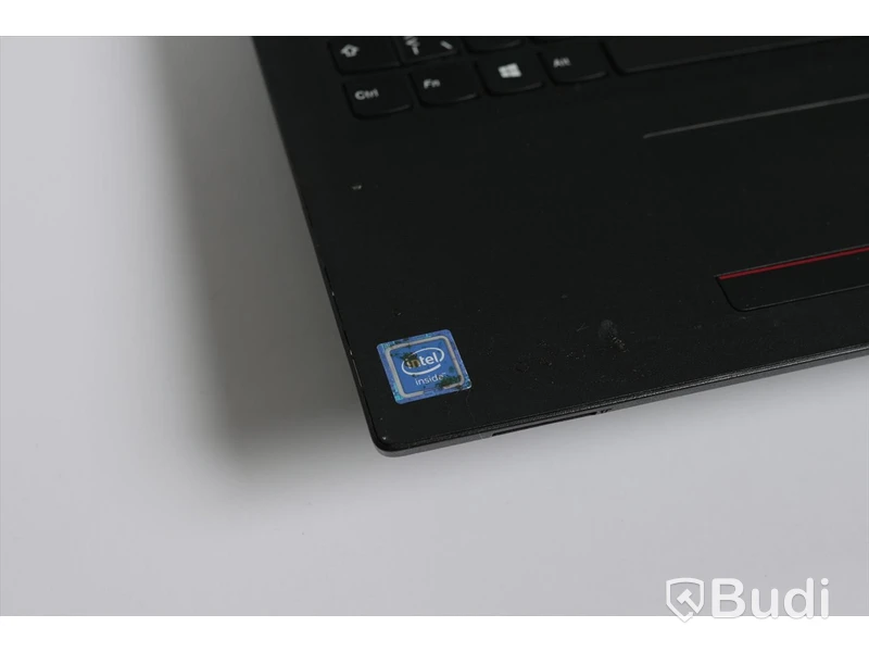 Lenovo V110 OBS! saknar laddare