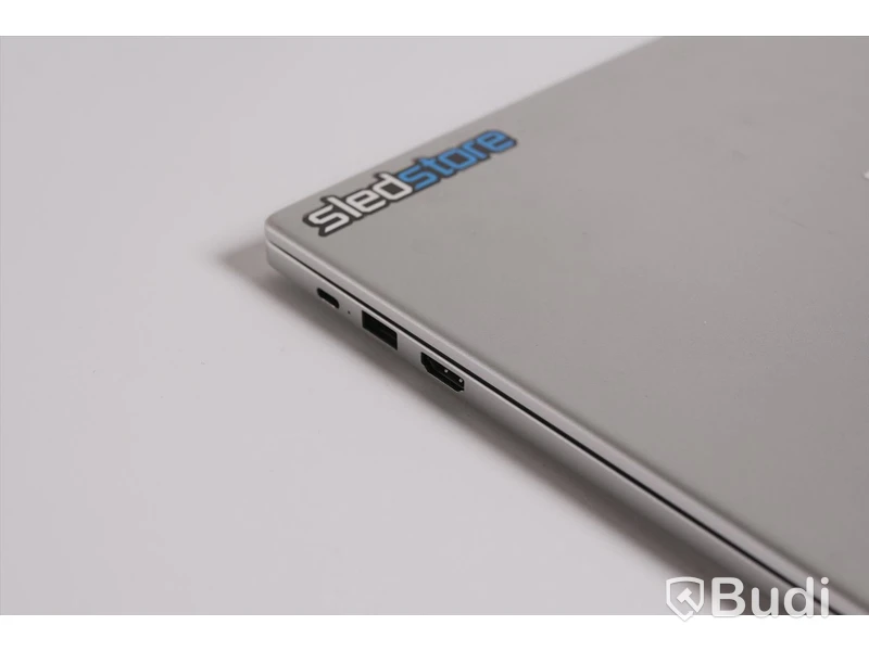 Huawei Matebook D OBS! Saknar strömsladd