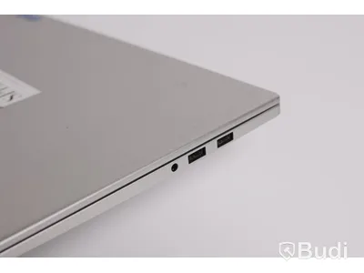 Huawei Matebook D OBS! Saknar strömsladd