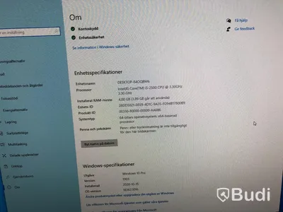4st Kontorsdatorer m skärmar, tangentbord och mus