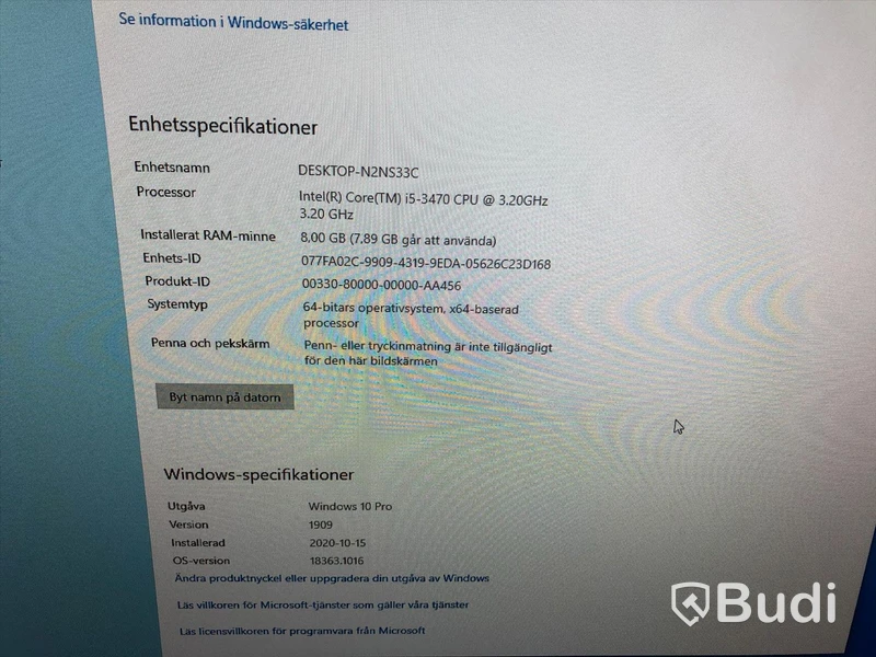 4st Kontorsdatorer m skärmar, tangentbord och mus