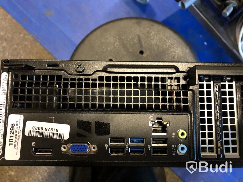 4st Datorer DELL m Samsung 24" skärmar