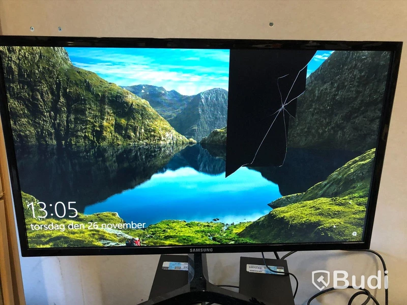4st Datorer DELL m Samsung 24" skärmar