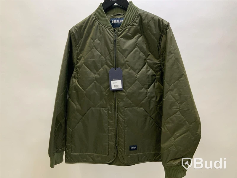 Jacka Depalma Ranger Jacka stl M. Ord pris 1299 Grape Leaf