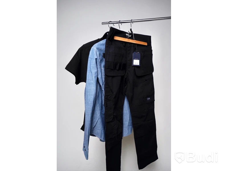 Arbetsbyxor, skjorta, t-shirt, DEPALMA. Strl M.