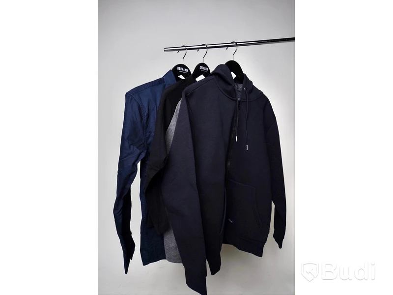 Skjorta, tröja, hoodie, DEPALMA. Strl L.