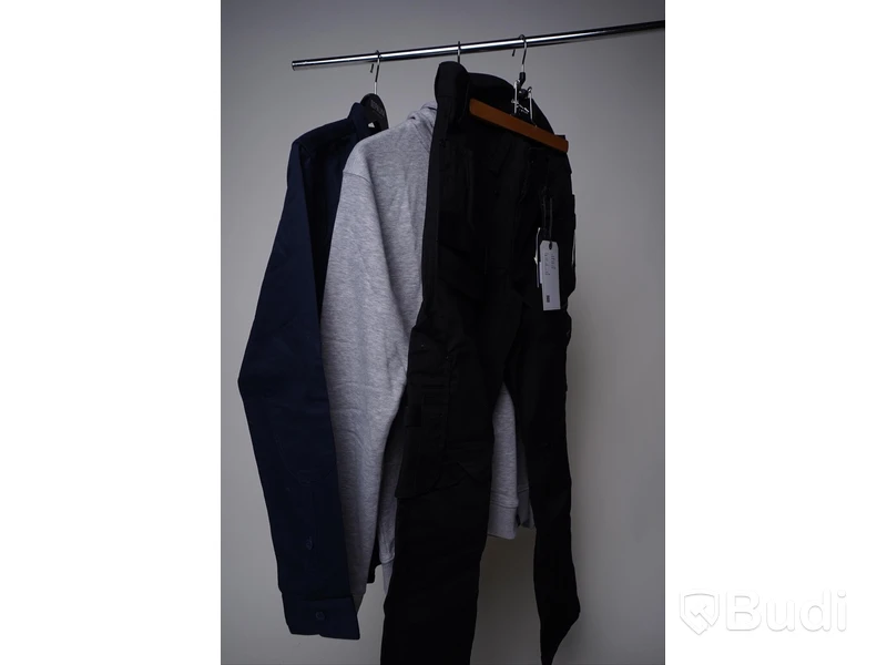 Arbetsbyxor, skjorta, hoodie, DEPALMA. Strl M.