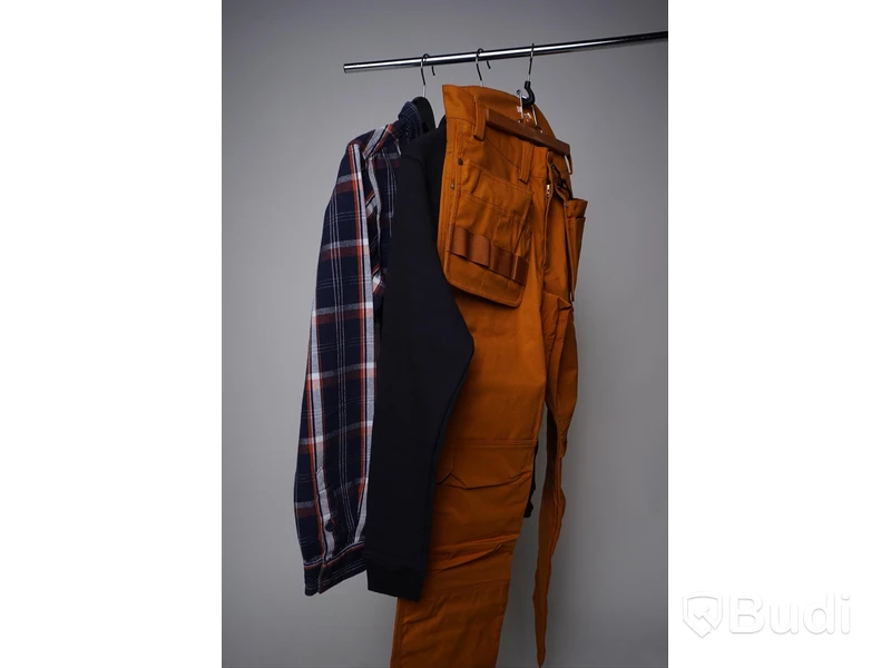 Arbetsbyxor, skjorta, hoodie, DEPALMA. Strl M.