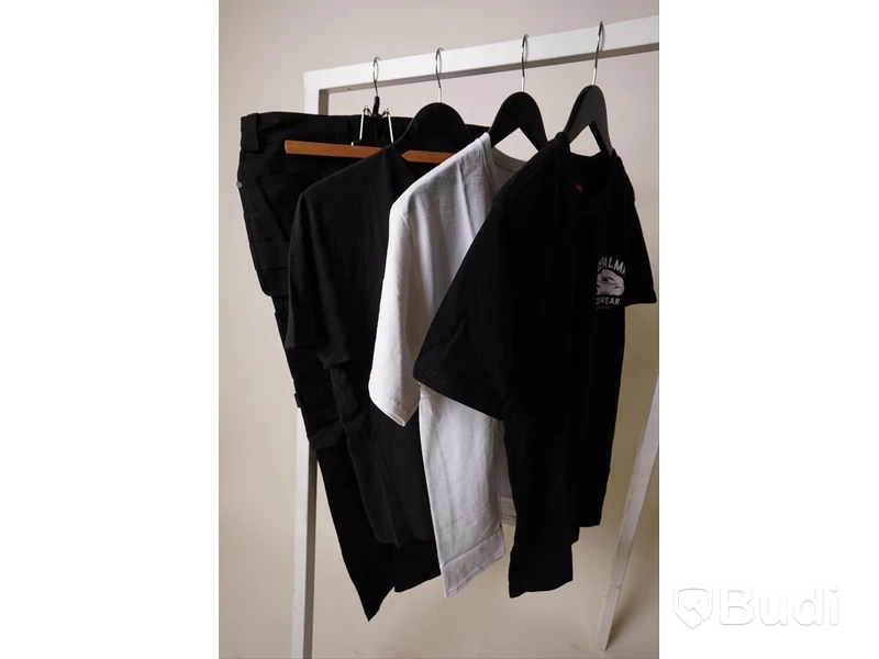 4 t-shirts, str L, arbetsbyxor strl 32