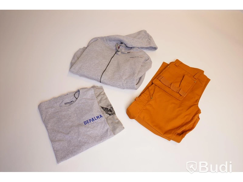 Arbetsbyxa strl 36, hoodie strl XXL, 2 t-shirts strl M